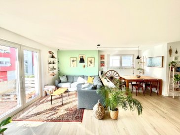 Immo Nordstrooss vous propose un bel appartement de +/- 94 m² rénovée situé dans une charmante résidence sis à BERELDANGE. 

Cet appartement vous offre : 
- Hall d'entrée avec des armoires encastrées 
- Salon/salle à manger avec cuisine équipée moderne
- Salle de douche avec WC 
- 2 grande chambres à coucher avec accès sur le balcon 

Atouts supplémentaires: 
- Place dans la buanderie commune 
- 2 emplacement parking intérieur 
- Passeport Energétique E/E 
- Double vitrage 

Situé dans un quartier recherché, au sein d'une résidence calme et bien entretenue, avec accès direct en bus au centre-ville, à Kirchberg et à l'aéroport. 

Pour tout renseignement complémentaire ou information veuillez nous contacter par email info@immonordstrooss.lu ou par Tél: 691 850 805. 

Proposition de crédit/financement à taux compétitif auprès des banques Luxembourgeoise incluse dans nos services gratuits.