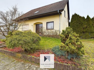 Charming Family Home in Wincheringen, Germany

Located in the picturesque town of Wincheringen, just steps from the tranquil Mosel River, this delightful house offers a perfect balance of space, comfort, and functionality. 
Situated on a generous 732m² plot, the property is ideal for families or professionals seeking a peaceful retreat with ample room for living and entertaining.

Conveniently, the property is only a 25-minute drive to Kirchberg, making it an excellent choice for commuters or those needing regular access to Luxembourg.

Upon entering the ground floor, you'll find a spacious landing of 14m² that seamlessly connects the various functional areas. 
A large garage, capable of accommodating two cars and additional storage, spans 49m². 
There's also a 13m² storage room, an 8m² laundry room, and a 12m² technical room. 
A separate WC adds further convenience to this level.

The first floor welcomes you with a 12m² landing that leads to an inviting 35m² living room, bathed in natural light and offering plenty of space for relaxation. 
The adjacent separate kitchen, measuring 16m², provides a practical and stylish area for meal preparation, while the 15m² dining room offers a cozy setting for family meals and gatherings. 
This floor also includes a 13m² bedroom, perfect for guests or as an additional workspace, as well as a 4m² bathroom and a 5m² storage room for added practicality.

Upstairs, the second floor boasts two spacious bedrooms of 19m² and 16m², each designed to maximize comfort and privacy. 
A 13m² dressing room provides ample storage for your wardrobe, while the 13m² bedroom offers a quiet and focused space for work or study. 
The highlight of this level is the large 20m² balcony, offering stunning views and a serene outdoor retreat. 
A bright and spacious 12m² bathroom, along with a 14m² landing, completes this floor, providing both style and functionality.

This charming property is surrounded by a peaceful environment and offers a wonderful outdoor space, perfect for gardening, relaxation, or family activities. 
The proximity to the Mosel River enhances the appeal, providing opportunities for recreation and moments of natural beauty right on your doorstep.

Contact:
Juha Ahonen
+352 661 249 476
juha@vanmaurits.lu


Maison Familiale de Charme à Wincheringen, Allemagne

Située dans la pittoresque ville de Wincheringen, à quelques pas de la paisible rivière Moselle, cette charmante maison offre un parfait équilibre entre espace, confort et fonctionnalité.
Implantée sur un terrain généreux de 732 m², cette propriété est idéale pour les familles ou les professionnels recherchant un havre de paix avec suffisamment d'espace pour vivre et recevoir.

Idéalement située, la maison se trouve à seulement 25 minutes en voiture de Kirchberg, ce qui en fait un excellent choix pour les navetteurs ou ceux ayant besoin d'un accès régulier au Luxembourg.

En entrant au rez-de-chaussée, vous découvrirez un hall spacieux de 14 m² qui relie harmonieusement les différentes zones fonctionnelles.
Un grand garage de 49 m², capable d'accueillir deux voitures et offrant un espace de rangement supplémentaire, complète ce niveau.
Vous trouverez également une pièce de stockage de 13 m², une buanderie de 8 m² et une salle technique de 12 m².
Un WC séparé apporte une commodité supplémentaire à ce niveau.

Au premier étage, un hall de 12 m² vous accueille et mène à un salon lumineux de 35 m², offrant un espace idéal pour se détendre.
La cuisine séparée de 16 m², pratique et élégante, est parfaite pour la préparation des repas, tandis que la salle à manger de 15 m² offre un cadre chaleureux pour les repas en famille ou entre amis.
Cet étage comprend également une chambre de 13 m², idéale pour les invités ou comme espace de travail supplémentaire, ainsi qu'une salle de bain de 4 m² et une pièce de rangement de 5 m² pour plus de praticité.

À l'étage supérieur, le deuxième étage dispose de deux grandes chambres de 19 m² et 16 m², conçues pour maximiser le confort et l'intimité.
Un dressing de 13 m² offre un vaste espace de rangement pour votre garde-robe, tandis qu'un chambre de 13 m² constitue un espace calme et propice au travail ou à l'étude.
Le point fort de ce niveau est le grand balcon de 20 m², offrant des vues magnifiques et un espace extérieur paisible.
Une salle de bain lumineuse et spacieuse de 12 m², ainsi qu'un hall de 14 m², complètent cet étage avec style et fonctionnalité.

Cette charmante propriété est entourée d'un environnement paisible et offre un magnifique espace extérieur, idéal pour le jardinage, la détente ou les activités en famille.
La proximité de la rivière Moselle ajoute encore à son attrait, offrant des opportunités de loisirs et des moments de beauté naturelle juste à votre porte.

Contact:
Juha Ahonen
+352 661 249 476
juha@vanmaurits.lu


Charmantes Familienhaus in Wincheringen, Deutschland

Gelegen in der malerischen Stadt Wincheringen, nur wenige Schritte von der ruhigen Mosel entfernt, bietet dieses charmante Haus die perfekte Balance aus Raum, Komfort und Funktionalität.
Auf einem großzügigen Grundstück von 732 m² gelegen, ist die Immobilie ideal für Familien oder Berufstätige, die eine ruhige Oase mit viel Platz zum Wohnen und Entspannen suchen.

Die Immobilie ist äußerst praktisch gelegen und nur 25 Minuten mit dem Auto von Kirchberg entfernt ? eine hervorragende Wahl für Pendler oder Personen, die regelmäßig nach Luxemburg fahren müssen.

Beim Betreten des Erdgeschosses erwartet Sie ein großzügiger Flur von 14 m², der die verschiedenen Funktionsbereiche nahtlos miteinander verbindet.
Eine große Garage mit 49 m² bietet Platz für zwei Autos und zusätzlichen Stauraum.
Darüber hinaus gibt es einen Abstellraum von 13 m², einen Waschraum von 8 m² und einen Technikraum von 12 m².
Ein separates WC sorgt für zusätzlichen Komfort auf dieser Ebene.

Im ersten Stock werden Sie von einem 12 m² großen Flur empfangen, der in ein einladendes Wohnzimmer von 35 m² führt. Dieses bietet viel Tageslicht und reichlich Platz zum Entspannen.
Die angrenzende separate Küche mit 16 m² bietet einen praktischen und stilvollen Bereich zur Zubereitung von Mahlzeiten, während das 15 m² große Esszimmer einen gemütlichen Rahmen für Familienessen und Zusammenkünfte schafft.
Diese Etage umfasst auch ein 13 m² großes Schlafzimmer, das sich ideal für Gäste oder als zusätzlicher Arbeitsbereich eignet, sowie ein Badezimmer von 4 m² und einen Abstellraum von 5 m² für zusätzliche Funktionalität.

Im zweiten Stock befinden sich zwei geräumige Schlafzimmer von 19 m² und 16 m², die jeweils auf Komfort und Privatsphäre ausgelegt sind.
Ein 13 m² großer Ankleideraum bietet reichlich Stauraum für Ihre Garderobe, während ein 13 m² großes Schlafzimmer einen ruhigen und fokussierten Arbeits- oder Lernbereich darstellt.
Das Highlight dieser Etage ist der große Balkon von 20 m², der einen herrlichen Ausblick und einen ruhigen Außenbereich bietet.
Ein helles und geräumiges Badezimmer von 12 m² sowie ein Flur von 14 m² runden dieses Stockwerk stilvoll und funktional ab.

Diese charmante Immobilie ist von einer friedlichen Umgebung umgeben und bietet einen wunderbaren Außenbereich, perfekt für Gartenarbeit, Entspannung oder Familienaktivitäten.
Die Nähe zur Mosel erhöht den Reiz zusätzlich und bietet zahlreiche Freizeitmöglichkeiten sowie Momente natürlicher Schönheit direkt vor Ihrer Haustür.

Kontakt:
Juha Ahonen
+352 661 249 476
juha@vanmaurits.lu