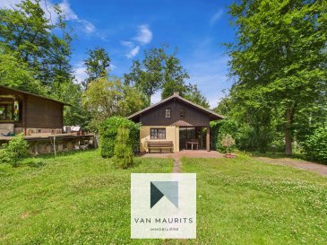 Situé à Itzig, ce terrain de loisirs avec un chalet en bois est idéal pour les moments calmes et reposants en famille, à deux pas du tumulte de la ville de Luxembourg. 

Le terrain plat et ensoleillé offre plusieurs avantages : possibilité de faire des barbecue, jardiner, pratiquer du sport. Il peut être également une extension de jardin pour les habitants du coin. 

Agent responsable : Katia Gravière au 661 33 29 82 ou katia@vanmaurits.lu