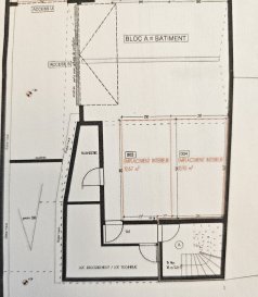 L'agence Chaves vous propose un PARKING intérieur dans une résidence récente à Beaufort, Grand-rue. Idéal pour laisser son véhicule pendant l'hiver.