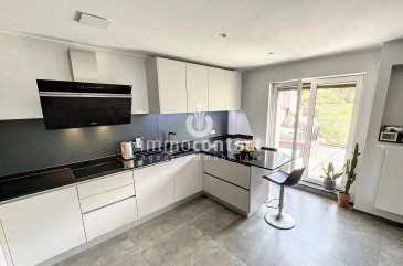 Maison de village entièrement rénovée à neuf en 2019 de +/− 138 m² avec 2 voir 3 chambres, 2 terrasses et 1 garage.

Magnifique vue sur la Moselle et les forêts depuis la terrasse, orientée Est.

Idéalement située à Mertert, ce bien est à 5 minutes à pied d'une école Cycle 1 et d'une Maison Relais, d'un parking public, de la gare, d'un parc Fitness et de plusieurs restaurants.

Ce bien vous offrira :

Rez-de-chaussé :
- Hall d'entrée avec vestiaire
- Bureau
- Salle de bain
- Buanderie
- Local Technique
- Terrasse

1er étage :
- Hall avec WC séparé
- Cuisine équipée haute gamme donnant accès à la terrasse avec sa superbe vue sur la Moselle
- Living

2ème étage :
- Hall de nuit
- 2 chambres à coucher avec armoire/dressing encastrés ( /- 16 et 14 m²)
- Salle de bain avec douche à l'italienne, toilettes et fenêtre.

Un garage et 2 emplacements extérieurs viennent compléter ce bien.

Rénovations: toiture, électricité, canalisations, sols, salle de bains, cuisine …

Disponibilité immédiate.

Visites possibles en semaine et le samedi.

Pour toutes informations contactez-moi au 352 621 758 643.

Estimation de votre bien (sous 48h), contactez-nous 352 26 311 992 ou sur info@immocontact.lu.<br /><br /> ---------- <br />EN
Village house completely renovated in 2019 of +/− 125 m² with 2 see 3 bedrooms, 2 terraces and 1 garage.

Beautiful view on the Moselle river and forests from the terrace, east facing

Ideally located in Mertert, this property is at 5 minutes walking distance from a Cycle 1 school and a Maison Relais, a public parking, the train station, a fitness park and several restaurants.

This property will offer you:

Ground floor:
- Entrance hall with checkroom
- Office
- Bathroom
- Laundry room
- Technical room
- Terrace

1st floor :
- Hall with separate toilet
- Fully equipped kitchen with access to the terrace with its superb view on the Moselle
- Living room

2nd floor :
- Night hall
- 2 bedrooms with built-in wardrobe/dressing room ( /- 16 and 14 m²)
- Bathroom with Italian shower, toilet and window.

A garage and 2 outdoor parking spaces complete this property.

Renovations: roof, electricity, pipes, floors, bathroom, kitchen ...

Immediate availability.

Visits possible on weekdays and Saturdays.

For all information contact me at 352 621 758 643.

Estimate of your property (within 48h), contact us 352 26 311 992 or on info@immocontact.lu.