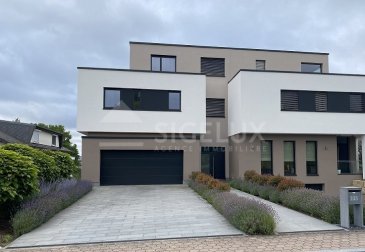 Dans la commune de Bertrange, Sigelux Real Estate vous présente à la location cette grande maison jumelée , construite en 2015, elle dispose de 7 chambres.
Elle se situe au 233, rue des Romains L-8041 Bertrange 

Sa surface habitable est de 300m2

Elle se compose :
Au rez de jardin (-1) :
- cuisine équipée ouverte 
- un grand living 63m2
- une terrasse de 40m2
- un grand jardin 
- une toilette séparée 
- local technique 
- chaufferie 

Au rez de chaussée :
- un grand hall d’entrée
- 2 chambres à coucher
- une salle de douche avec WC,
- une buanderie 
- un garage pour 2 véhicules 

Au 1er étage :
- un spacieux hall
- une suite parentale avec dressing et salle de bain attenante (douche, baignoire, WC)
- 2 grandes chambres 
- une salle de douche avec WC 

Au 2éme étage :
- un hall 
- 2 chambres à coucher 
- Une salle de douche avec WC 

Disponible le 15 septembre 

Loyer : 6500€
Garantie locative : 3 mois de loyer 
Frais d’agence : 1 mois de loyer + Tva 

Pour plus de renseignement ou un RDV contactez : SIGELUX: 46 71 31 ou info@sigelux.lu
