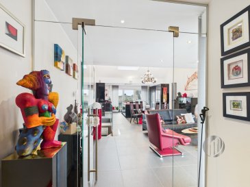 EXCEPTIONNEL & ATYPIQUE

PASSION-IMMO vous propose à la vente un bien rare qui saura vous séduire par son charme et son agencement unique !

Duplex d'exception avec accès privatif par ascenseur au 5 ième étage

- Une belle entrée donnant sur une grande pièce de vie lumineuse de plus de 50 m²

Cuisine ouverte entièrement équipée avec des électroménagers de qualité

Terrasse & balcon pour profiter de moments privilégiés

- Accès au 4 ième étage par un escalier intérieur

Deux suites parentales : l'une avec salle de bains, l'autre avec salle de douche

Terrasse fermée à l'arrière, un véritable espace cosy

- Au 3 ième étage : un appartement indépendant de 70 m²

Séjour, coin cuisine, chambre à coucher

Salle de bains avec WC

- Une rénovation de qualité, de beaux volumes et des matériaux haut de gamme !

- Hauteur sous plafond de plus de 3 mètres

- Famille nombreuse, artiste, profession libérale... ce bien saura vous séduire.

Une opportunité rare à ne pas manquer ! Contactez-nous pour une visite et venez découvrir l'énorme potentiel de ces deux lots.

Chaque appartement peut être vendu séparément.

2 places de parking disponibles à la location.

Honoraires d'agence à charge du vendeur.

Contact:
Passion-immo
Mail: info@passion-immo.lu
Sonia +352 661 39 89 00
Pascal +352 661 266 715
