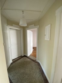 Appartement à louer Metz. Appartement 19 rue Kellermann à METZ
Situé au RDC, cet appartement se compose d'une entrée desservant une salle de bains avec WC, une cuisine équipée, un salon et une chambre avec placard.
A votre disposition également une cave et une belle cour privative.
Loyer: 600 € / mois
Charges 50 € / mois (Eau, entretien chaudière, électricité des communs, TEOM)
Dépôt de garantie: 600 €
Frais d'agence: 583 €
Chaudière récente
IMMO DM: 03.82.57.31.87




Honoraires de 583 € TTC  à la charge du locataire comprenant  159 € TTC  pour l'état des lieux. Loyer de base 600 €/mois. Provision sur charges 50 €/mois, régularisation annuelle. Dépôt de garantie 600 €. Classe énergie E, Classe climat E Montant moyen estimé des dépenses annuelles d'énergie pour un usage standard, établi à partir des prix de l'énergie de l'année 2022 : entre 1120.00 et 1560.00 €. Les informations sur les risques auxquels ce bien est exposé sont disponibles sur le site Géorisques : georisques.gouv.fr.
