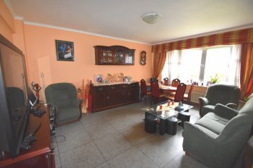 En Exclusivité IMMO MAX,

L'agence immobilière IMMO MAX à Luxembourg, vous propose de venir découvrir cet appartement idéalement situé à Luxembourg-Gare.

Sur une surface habitable de 65 m², cet appartement se compose d'un hall d'entrée, une cuisine équipée fermé, d'une salle de bain, et d'un séjour.
il comprend également deux chambres. 

A cela s‘ajoute une cave.

Informations complémentaires sur demande et visites sur rendez-vous

N'hésitez pas à consulter notre site pour retrouver des biens similaires WWW.IMMOMAX.LU 

Vous souhaitez vendre?
Estimation immobilière gratuite de votre maison et estimation immobilière gratuite de votre appartement.