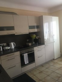 Immo Camilo vous propose:
Appartement +/- 80 m2 dans le centre de Schifflange dans une petite résidence avec 3 propriétaires au rez-de-chaussée.

Hall d’entre
Cuisine séparée équipée
Living salle à manger
2 Chambre 15m2
1 Salle de bain
1 WC séparer 
Cave
Garage  fermé 
Parking extérieur 
Buanderie
Terrasse
Rue calme toute proximité école, crèche, commerce, transports, étc.

N’hésitez pas à nous contacter pour la mise en vente de votre bien immobilier. Pour plus de renseignements, contacter Mme. TEIXEIRA au GSM : +352 621 259 311
