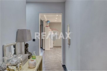 Veuillez contacter Felice Capraro pour de plus amples informations :
- T : +352 621 251 398
- E : felice.capraro@remax.lu

REMAX, Spécialiste de l'immobilier à Bettembourg, vous propose un appartement 2 chambres en vente d'une surface de 90 m² au premier étage avec ascenseur qui se compose comme suit. :

- Hall d'entrée, séjour avec une cuisine ouverte, 2 balcons dont un orienté sud, WC séparé, 2 grandes chambres, salle de bains, cave privative, buanderie commune, garage fermé devant la résidence.

Frais d’agence RE/MAX : 3 % du prix de vente à la charge de la partie venderesse + TVA