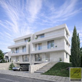 Appartement d'exception au rez-de-chaussée ? prestations haut de gamme ? terrasse 20 m² ? jardin privatif ± 76 m² ? vue panoramique sur les champs

Au rez-de-chaussée d'une élégante maison bi-familiale.
Volumes généreux, luminosité naturelle et technologies de pointe, cet appartement offre un cadre de vie privilégié dans un environnement verdoyant et paisible, avec une vue totalement dégagée sur les champs environnants.

Ce compose comme suit
L'entrée, un hall spacieux
Pièce de vie « open space » de ± 52 m², le séjour et la salle à manger s'ouvrent sur cuisine, formant un ensemble convivial. L'ensemble donne un accès direct à une superbe terrasse de 20 m² exposée plein sud ainsi qu'à un jardin privatif d'environ 76 m².

Deux chambres d'environ 12 m² chacune, chaque avec sa propre salle de douche avec WC
WC séparé pour les invités
Un agencement idéal garantissant confort, intimité et fonctionnalité.

Sous-sol
Cave privative de 5,3 m²
Buanderie commune
Local poubelles
Emplacement intérieur pour 1 voiture (48.500 €)
Ascenseur desservant tous les niveaux

Extérieurs
Jardin privatif ± 76 m²
Emplacement extérieur supplémentaire devant le garage

Prestations & équipements haut de gamme
Ascenseur
Pompe à chaleur dernière génération
Panneaux solaires thermiques
Chauffage au sol
Ventilation mécanique contrôlée double flux
Fenêtres triple vitrage acoustique et thermique aluminium-bois (Schüco ou similaire)
Sanitaires premium (Grohe, Villeroy & Boch)
Parquet dans les chambres au choix du client 
Carrelage grand format jusqu'à 60 x 120 cm au choix
Système d'alarme avec caméras (optionnel)
Fibre optique
Piscine possible en option (non incluse dans le prix).

Un bien rare sur le marché
Cet appartement séduira les acquéreurs exigeants à la recherche d'un bien moderne, performant énergétiquement et situé dans un environnement calme, tout en bénéficiant de prestations luxueuses et d'un confort absolu.

TVA réduite à 3 % sous réserve d'acceptation du dossier par l'Administration de l'Enregistrement, des Domaines et de la TVA.

Pour plus d'informations sur cette propriété d'exception ou pour organiser une visite, veuillez nous contacter au 28 77 88 22.

Nous sommes également disponibles pour des visites le samedi afin de mieux convenir à votre emploi du temps.

Notre agence est en recherche active de nouveaux biens à la vente pour répondre à la demande de nos clients acquéreurs.

Si vous envisagez de vendre ou d'échanger votre bien, contactez-nous pour une estimation gratuite et confidentielle.