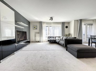 APPARTEMENT - MEUBLÉ

L'agence immobilière Immo-Contact vous propose ce superbe appartement à louer de +/− 81m² situé dans une belle résidence à Luxembourg-Rollingergrund.

Idéalement située, cette résidence, de 2004, se situe proche de toutes les premières commodités (supermarchés, parc, transports en commun, médecins...) ainsi qu'a quelques centaines de mètres des crèches et écoles. L'appartement disposant de 2 chambres est donc idéal pour une jeune famille.

Situé au 1er étage, l'appartement se compose comme suit :

- Hall d'entrée
- Salon avec espace salle à manger et accès sur un balcon exposé Sud
- Cuisine équipée ouverte
- 2 chambres à coucher
- Salle de bain avec baignoire, WC et emplacement machine à laver
- WC séparé

Une cave et un parking intérieur viennent compléter ce bien.

À savoir :
- Appartement loué meublé
- Disponibilité immédiate
- Pas d'animaux
- Contrat de bail d'un an renouvelable
- 3 mois de caution
- Fibre optique installée
- Adoucisseur d'eau dans l'appartement

Visites possibles en semaine.

Pour toutes informations contactez-moi au +352 621 794 938.

Estimation de votre bien (sous 48h), contactez nous +352 26 311 992 ou sur info@immocontact.lu.<br /><br /> ---------- <br />Immo-Contact real estate agency offers you this superb 81m² apartment for rent in a beautiful residence in Luxembourg-Rollingergrund.

Ideally located, this residence, built in 2004, is close to all amenities (supermarkets, park, public transport, doctors...) and just a few hundred meters from nurseries and schools. The 2-bedroom apartment is ideal for a young family.

Located on the 1st floor, the apartment is composed as follows:

- Entrance hall
- Living room with dining area and access to a south-facing balcony
- Open-plan fitted kitchen
- 2 bedrooms
- Bathroom with bath, WC and washing machine area
- Separate WC

A cellar and indoor parking complete this property.

Good to know
- Apartment rented furnished
- Immediate availability
- No pets
- One-year renewable lease
- 3-month security deposit
- Fiber optics installed
- Water softener in apartment

Visits possible on weekdays.

For further information, please contact me on +352 621 794 938.

For an estimate of your property (within 48 hours), please contact us on +352 26 311 992 or info@immocontact.lu.