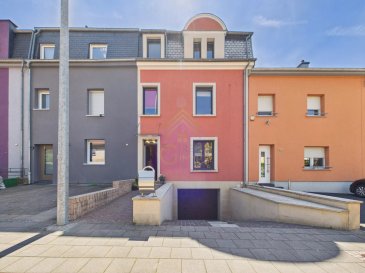 Découvrez cette maison idéalement située à Belvaux, offrant une belle répartition des espaces et des prestations fonctionnelles, idéale pour une famille.

Le rez-de-chaussée se compose d'un hall d'entrée, d'un salon avec cheminée, d'une cuisine indépendante entièrement équipée ainsi que d'une salle à manger avec accès direct à une terrasse de 15 m², idéale pour profiter des beaux jours.

Au premier étage, vous trouverez une spacieuse chambre à coucher avec un grand espace dressing ainsi qu'une salle de douche avec WC.

Le deuxième étage dispose de deux chambres à coucher, dont une équipée d'un placard encastré.

Le sous-sol comprend une buanderie, un garage, une salle de bain, un bureau ainsi qu'un accès à une seconde terrasse avec chalet, offrant un espace extérieur supplémentaire appréciable.

Cette maison bénéficie d'un emplacement recherché, à proximité des commerces, des écoles, des transports en commun et des principaux axes routiers, alliant ainsi confort de vie et praticité au quotidien.

Pour toute information complémentaire ou pour organiser une visite, contactez-nous dès aujourd'hui au 28.66.39.1

REAL G IMMO s'engage dans toutes vos démarches immobilières (estimation, vente, location de biens, recherche de financements).

Vous satisfaire est notre priorité !

Les prix s'entendent frais d'agence de 3 % + TVA 17 % inclus

 ---------- 
Entdecken Sie dieses ideal gelegene Haus in Belvaux, das eine schöne Raumaufteilung und funktionale Ausstattungen bietet, ideal für eine Familie.

Im Erdgeschoss befinden sich eine Eingangshalle, ein Wohnzimmer mit Kamin, eine voll ausgestattete Küche sowie ein Esszimmer mit direktem Zugang zu einer 15 m² großen Terrasse, perfekt um schöne Tage zu genießen.

Im ersten Stock finden Sie ein geräumiges Schlafzimmer mit großes Ankleidezimmer sowie ein Duschbad mit WC.

Das zweite Obergeschoss verfügt über zwei Schlafzimmer, eines davon mit Einbauschrank.

Der Keller umfasst eine Waschküche, eine Garage, ein Badezimmer, ein Büro sowie Zugang zu einer zweiten Terrasse mit Chalet, die einen zusätzlichen Außenbereich bietet.

Dieses Haus befindet sich in einer begehrten Lage, in der Nähe von Geschäften, Schulen, öffentlichen Verkehrsmitteln und wichtigen Verkehrsachsen und verbindet somit Komfort mit Alltagstauglichkeit.

Für weitere Informationen oder um eine Besichtigung zu vereinbaren, kontaktieren Sie uns noch heute unter 28.66.39.1

REAL G IMMO unterstützt Sie bei all Ihren Immobilienangelegenheiten (Bewertung, Verkauf, Vermietung, Finanzierungsrecherche).

Ihre Zufriedenheit ist unser Anliegen!

Die Preise verstehen sich inklusive 3 % Maklergebühren + 17 % Mehrwertsteuer.

 ---------- 
Discover this house ideally located in Belvaux, offering a beautiful layout of spaces and functional features, ideal for a family.

The ground floor consists of an entrance hall, a living room with fireplace, a fully equipped independent kitchen as well as a dining room with direct access to a 15 m² terrace, perfect for enjoying nice days.

On the first floor, you will find a spacious bedroom with a large dressing area and a shower room with WC.

The second floor has two bedrooms, one of which is equipped with a built-in wardrobe.

The basement includes a laundry room, a garage, a bathroom, an office, and access to a second terrace with a chalet, providing additional outdoor space.

This house benefits from a sought-after location, close to shops, schools, public transport, and main roads, combining comfort of living and everyday practicality.

For any additional information or to arrange a visit, contact us today at 28.66.39.1

REAL G IMMO is committed to all your real estate procedures (valuation, sale, rental of properties, search for financing).

Your satisfaction is our priority!

Prices include agency fees of 3% + VAT 17%.