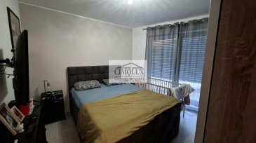 L'agence Cimolux vous présente un appartement, situé dans une rue calme à Schifflange, près de toutes les commodités, à 5 min de la gare de trains, église, écoles, centre, à 2 min de Foetz et de l'autoroute.

L'appartement est situé au rdch et se compose de : 
- Salon et salle à manger
- Cuisine équipée 
- 2 chambres à coucher
- 1 salle de douche 
- Ascenseur 
- 2 emplacements parking intérieur 
- cave et buanderie 

Facilités pour les personnes à capacité réduite d'accéder a l'appartement qui se trouve juste a l'entrée de l'immeuble.

Pour l'obtention de votre crédit, notre relation avec nos partenaires financiers vous permettront d'avoir les meilleurs conditions.

N'hésitez pas à contacter CIMOLUX. Notre équipe se tient à votre disposition pour vous accompagner dans votre projet immobilier.

Pour plus d'informations contactez l'agence on parle français, allemand, luxembourgeois, anglais, portugais et italien.