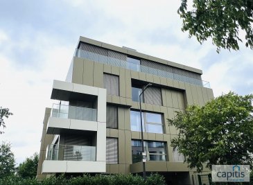 À louer - Superbe appartement lumineux à Limpertsberg

Laissez-vous séduire par ce splendide appartement de 3 chambres, situé au RDC d'une résidence contemporaine de standing, nichée dans un cadre verdoyant et paisible, en lisière de forêt.

Atouts qui font la différence :

- Finitions haut de gamme et placards intégrés
- Chauffage au sol et parquet massif dans toutes les pièces
- Panneaux solaires pour plus d'efficacité énergétique
- Deux parkings intérieurs, cave privative et buanderie commune

Dès l'entrée, vous serez charmé par :

- Un hall accueillant avec espace vestiaire
- Un grand séjour en parquet massif, baigné de lumière, avec vue dégagée sur la nature avec accès terrasse et un jardin de 86 m2
- Une cuisine ouverte sur mesure, entièrement équipée, parfaite pour partager des moments conviviaux
- Un WC séparé et un local technique / réserve
- Un hall de nuit desservant deux chambres confortables et une salle de douche moderne
- Une suite parentale avec dressing et salle de bain privative pour plus d'intimité. 


Contactez-nous dès aujourd'hui au +352 27 40 30 30 ou par email à info@capitis.lu pour organiser une visite et découvrir votre futur chez-vous.


Capitis offers you this splendid, bright 3-bedroom apartment for rent, ideally located on the heights of Limpertsberg.

Set in a quiet street on the edge of the forest, this luxury residence with its contemporary architecture comprises just 7 units. Constructed using top-of-the-range materials, it combines comfort, modernity and refinement.

The apartment, on the 2? floor, comprises:

- An entrance hall with checkroom area
- A vast living room with solid parquet flooring, bathed in light thanks to large picture windows offering an unobstructed view of the forest
- A kitchen opening onto the living room, custom-built and fully equipped (installation in progress)
- Separate toilet
- Technical room / storeroom
- A night hall
- Two bedrooms
- Elegant shower room
- Spacious master suite with dressing room and private bathroom

Additional features :

- Custom built-in closets
- Underfloor heating
- Solid parquet flooring in all rooms
- Solar panels
- Two indoor parking spaces, private cellar and laundry area

For further information, please contact us on +352 27 40 30 30 or info@capitis.lu