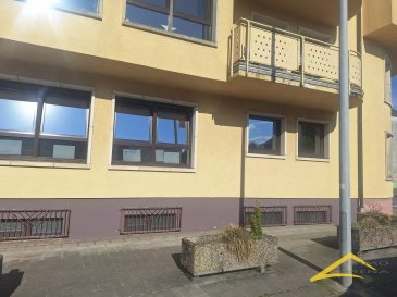 Votre agence IMMO LORENA de Pétange, partenaire de la CHAMBRE IMMOBILIERE DE Luxembourg, vous propose en toute exclusivité un DOUBLE Bureau équipé d'une kitchenette et une salle de douche, idéalement situé à Pétange.

Ce DOUBLE BUREAU de 74,38 m2 dans la zone industrielle de Pétange (derrière le cactus).

Il est entièrement équipé pour la bureautique ( raccordement téléphone, internet, ....) et il dispose de WC.

Situation idéale.

Disponible pour le 1er septembre 2025


CONDITIONS:

2X MOIS DE CAUTION SOIT 4.000 €
1X MOIS DE LOYER PLUS CHARGES SOIT 2.000 € TTC
FRAIS D'AGENCE: 2.000 € + 17% de TVA soit 2.340 €

POSSIBILITE DE LOUER 2 EMPLACEMENT EXTERIEURS AU PRIX DE 120 € PIECE ET UN GAGARE BOX AU PRIX DE 160 €

Pour tout contact:
Joanna RICKAL: +352 621 36 56 40
Vitor Pires:+352 691 761 110


L'agence ImmoLorena est à votre disposition pour toutes vos recherches ainsi que pour vos transactions LOCATIONS ET VENTES au Luxembourg, en France et en Belgique.