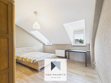 Situé à deux pas de la gare de Kleinbettingen cet appartement deux chambres de ± 56 m² habitables est composé comme suit :

Au RDC, une buanderie commune, local vélo et local poubelles.

Au 1er étage, un débarras privatif de ± 12 m²

Au 2e étage, un hall d'entrée de ± 5 m² donne sur deux chambres spacieuses de respectivement ± 12 et ± 16 m², une salle de douche de ± 9 m², un débarras de ± 3 m² et un espace cuisine / salle à manger de ± 9m².

Détails complémentaires :

- Electricité aux normes (2024)
- Chaudière Buderus neuve
- Respect de toutes les normes de sécurité
- Proximité immédiate de la gare de Kleinbettingen
- Station de recharge pour véhicule électrique à 100m
- Grand jardin commun + de 500m²
- Parking public en face de l'immeuble
- Voiture Flex disponible en face de l'immeuble
- Plusieurs appartements disponibles dans la résidence