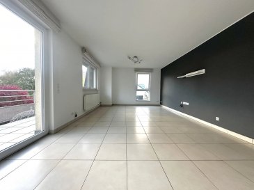 AXHOME IMMO vous propose ce bel appartement/duplex d'environ 110 m² (160 m² de surface utile avec grenier) à Pontpierre, situé aux 1er et 2áµ‰ étages.

Proche de toutes les commodités, il est idéal pour un premier achat.

L'appartement, situé aux 1er et 2áµ‰ étages, se compose comme suit :

1er étage :
- Hall d'entrée
- Escalier

2áµ‰ étage :
- Séjour et salle à manger de 30 m²
- Cuisine équipée séparée
- 1 salle de bains avec un WC
- 1 WC séparé
- 1 grande chambre
- 1 chambre d'enfant
- 1 petite chambre/bureau
- Grand balcon

Un grand grenier au 3áµ‰ étage.

S'ajoutent à cela :
- Une cave
- Un grand garage fermé pour deux voitures avec buanderie
- 2 parkings extérieurs

Les atouts :
- Petite copropriété (maison bi-familiale)
- 2 appartements séparés
- Situation au calme
- 3 chambres
- Grand garage fermé
- Disponible de suite

Pour plus d'informations, n'hésitez pas à nous contacter :
- Par téléphone : +352 691911993 Roberto Alex
- Par email : info@axhome.lu

Nous restons également à votre entière disposition si vous souhaitez vendre ou louer votre bien. Nous prenons en charge toutes les démarches administratives liées au bien immobilier.

Nous sommes également disponibles pour des estimations gratuites.

 ---------- 
AXHOME IMMO bietet Ihnen diese schöne Wohnung/Duplex von ca. 110 m² (160 m² Nutzfläche mit Dachboden) in Pontpierre, die sich im 1. und 2áµ‰ Stock befindet.

Nahe aller Annehmlichkeiten gelegen, ist es ideal für einen Erstkauf.

Die Wohnung, die sich im 1. und 2áµ‰ Stock befindet, setzt sich wie folgt zusammen:

1. Stock:
- Eingangshalle
- Treppe

2áµ‰ Etage:
- Wohn- und Esszimmer 30 m².
- Separate ausgestattete Küche
- 1 Badezimmer mit einem WC
- 1 separates WC
- 1 großes Schlafzimmer
- 1 Kinderzimmer
- 1 kleines Schlafzimmer/Arbeitszimmer
- Großer Balkon

Ein großer Dachboden im 3áµ‰ Stock.

Hinzu kommen:
- Ein Keller
- Eine große geschlossene Garage für zwei Autos mit Waschküche.
- 2 Außenparkplätze

Vorteile:
- Kleine Eigentumswohnung (Zweifamilienhaus).
- 2 separate Wohnungen
- Ruhige Lage
- 3 Schlafzimmer
- Große geschlossene Garage
- Sofort verfügbar

Für weitere Informationen können Sie uns gerne kontaktieren:
- Per Telefon: +352 691911993 Roberto Alex
- Per E-Mail: info@axhome.lu

Wir stehen Ihnen auch gerne zur Verfügung, wenn Sie Ihre Immobilie verkaufen oder vermieten möchten. Wir kümmern uns um alle administrativen Schritte, die mit der Immobilie verbunden sind.

Wir stehen auch für kostenlose Schätzungen zur Verfügung.

 ---------- 
AXHOME IMMO offers this beautiful apartment/duplex of approx. 110 m² (160 m² floor space with attic) in Pontpierre, located on the 1st and 2áµ‰ floors.

Close to all amenities, it is ideal for a first purchase.

The apartment, located on the 1st and 2áµ‰ floors, is composed as follows:

1st floor:
- Entrance hall
- Staircase

2áµ‰ floor:
- 30 m² living and dining room
- Separate fitted kitchen
- 1 bathroom with WC
- 1 separate WC
- 1 large bedroom
- 1 children's bedroom
- 1 small bedroom/study
- Large balcony

A large attic on the 3áµ‰ floor.

In addition:
- A cellar
- A large closed two-car garage with laundry room
- 2 outdoor parking spaces

Assets:
- Small condominium (two-family house)
- 2 separate apartments
- Quiet location
- 3 bedrooms
- Large closed garage
- Available immediately

For further information, please do not hesitate to contact us:
- By phone: +352 691911993 Roberto Alex
- By email: info@axhome.lu

We are also at your disposal should you wish to sell or rent your property. We can take care of all the administrative formalities associated with your property.

We are also available for free estimates.