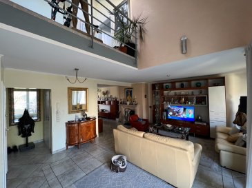 Dalpa SA vous propose en vente, un charmant Duplex de  +/- 174m² , situé au 2ème et 3ème étage, dans un immeuble avec seulement deux copropriétaires, localisé à Leudelange.

La maison datant de l'année 2000, cet appartement/duplex ayant son caractère unique avec ses finitions harmonieuses.

Disponibilité : à convenir 

La propriété se compose comme suit: 

Au 1er étage : 
- 1 séjour/living
- 1 cuisine séparée
- 1 salle à manger
- 1 master chambre parentale avec:
- 1 salle de bain privative avec douche, baignoire, et WC
- 1 WC séparé
- 1 balcon

Au 2ème étage
- 3 chambres à coucher
- 1 salle de douche avec WC et bidet
- 1 buanderie/débarras

Au rez-de-chaussée/à l'entré du bâtiment:
- 2 emplacements intérieurs
- 1 emplacement extérieur
- 1 cave

Nous sommes à votre entière disposition pour tous renseignements complémentaires ou visites des lieux. Veuillez nous contacter sous le numéro +352 621 774 001 ou par mail sur info@dalpa.lu

Si vous souhaitez vendre ou louer votre bien, nous mettons à votre disposition notre professionnalisme, savoir-faire ainsi que notre qualité de service. Nous vous proposons des estimations rapides, gratuites et réalistes.

ENGLISH VERSION

Dalpa SA offers you for sale, a charming Duplex of  +/- 174 sqm, on a the second and third floor, in a building with only two co-owners, located in district of Leudelange.

The house dates from the year 2000, an apartment/duplex having its unique character with its harmonious finishes.

Availability : to be agreed

The house is composed as follows: 

On the 1st floor:
- 1 living room
- 1 separate kitchen
- 1 dining room
- 1 master bedroom with:
- 1 private bathroom with shower, bath and WC
- 1 separate toilet
- 1 balcony

On the 2nd floor
- 3 bedrooms
- 1 shower room with WC and bidet
- 1 laundry/storage room

On the ground floor/at the entrance of the building:
- 2 interior parkings
- 1 outdoor parking
- 1 cellar

We are at your entire disposal for any further information or site visits. Please contact us under the number  +352 621 774 001 or by email on info@dalpa.lu

If you want to sell or rent your property, we provide you with our professionalism, know-how and our quality of service. We offer you fast, free and realistic estimates.