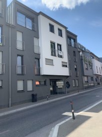 Laforêt Capital, à le plaisir de vous proposer en exclusivité un magnifique appartement dans une résidence calme.

L'appartement est près de toutes commodités et se compose comme suite  : 

- Cuisine équipé
- Living
-  Chambre parentale avec terrasse 
- Deux chambres à coucher 
- Cave 
- Salle de bain 
- Débarras 
- Terrasse 

Pour tous renseignements : 28 77 85 36
Nous sommes toujours à la recherche de nouveaux biens immobilier à proposer à nos clients, contactez nous!

