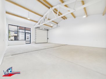 VIP Promotions s.a. vous propose en exclusivité ce dépôt entièrement rénové, situé en plein cœur du village de Kehlen.

Découvrez notre offre en visite virtuelle (possibilité de prise de mesures) :

https://tour.giraffe360.com/6cd52e47132d467a9f3d6d4062665ac1/

Surface fonctionnelle d'environ 134,00 m², idéale pour diverses activités artisanales, commerciales ou de stockage.

Le dépôt est équipé d'une porte sectionnelle électrique de grande dimension (environ 3,80 m de hauteur sur 3,98 m de largeur), facilitant l'accès aux véhicules utilitaires ou aux livraisons. 

Une porte d'entrée indépendante permet également un accès piéton pratique.

Il dispose de deux WC séparés, ajoutant un confort supplémentaire.

Situé dans un environnement calme, mais en même temps proche de toutes commodités, des grands axes routiers et à proximité de toutes les infrastructures nécessaires.

Loyer : 3.500,00.-€
Charges : payables directement aux fournisseurs respectifs
Caution : 7.000,00.-€
Commission d'agence : 4.095,00.-€ (3.500,00.-€ + 17% TVA)

Pour plus de renseignements ou pour une prise de rendez-vous, veuillez nous contacter au numéro +352 691 901 219 ou par e-mail sur info@vippromotions.lu.

Suivez-nous sur Facebook pour recevoir nos informations en continu.