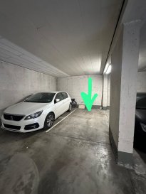 L'agence Chaves vous présente cet emplacement intérieur en location.

Loyer: 130€/mois

Adresse: rue Dr Herr  
Au centre d'Ettelbruck