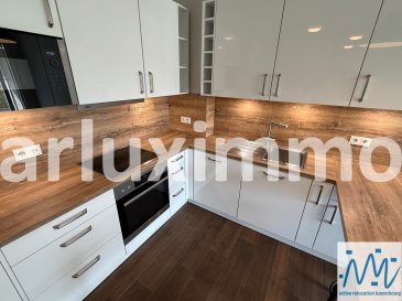 ''active relocation luxembourg'' vous propose un appartement meublé de 2 chambres de 68,32m² situé à Luxembourg-Cessange.
L'appartement est loué avec les meubles visibles sur les photos et pourra être loué comme appartement équipé si souhaité.
Ce joli appartement au rez-de-chaussée comprenant un séjour avec cuisine équipée ouverte (24.34m²) et accès vers la terrasse.
Une première chambre (___m²) et une deuxième chambre (___m²), une salle de douche avec WC et un WC séparé.

Au sous-sol, un grand emplacement de parking, une cave et une machine lave-linge dans la buanderie commune complètent ce lot.

L'appartement est loué avec les meubles visibles sur les photos.

Loyer mensuel : 2.300 €
Avances mensuelles charges : 330 €
Commission d'agence à charge du locataire : 50% d'un mois de loyer + 17% de TVA = 1.345,50 €
Disponibilité : immédiatement
Occupation : 1 couple (avec CDI) avec maximum 1 enfant
Pas de colocation

Cessange: un quartier résidentiel avec ses quelques commerces de quartier.
Tous commerces et accès rapide vers l'autoroute et l'école ISL à proximité, proche du nouveau Ban de Gasperich : (Auchan, Deloitte, Alterdomus, PWC)
arrêt de bus à 140m.
à 4 km du Centre-Ville, à 3,6 km des commérces Howald, à 7 km du Kirchberg, ISL à 6 min
parking résidenciel

Si vous pensez vendre ou louer votre bien, active relocation luxembourg est à votre service pour vous conseiller au mieux et vous faire profiter de toutes ses compétences en vue de commercialiser votre bien de manière professionnelle et rapide.

+352 270 485 005
info@arlux.lu
www.arluximmo.lu