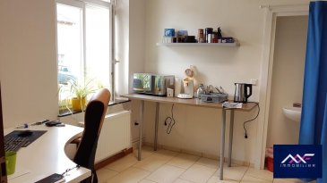 A LOUER à REMERSCHEN au sein d\'un business center un BUREAU MEUBLE RENOVE FERME avec de belles prestations au prix de 470 EUR/mois TTC.<br><br>+ Loyer charges inclues: 470 EUR TTC/mois<br>+ Disponibilité : immédiate<br>+ Frais d\'agence : 1 MOIS HT+TVA<br><br>A visiter sans hésiter!<br />Ref agence :L_bureauRDC1_remerschen