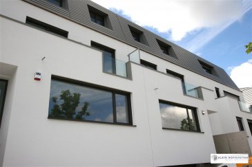 +++ Loué par notre Agence +++<br><br>Située dans un environnement calme et arboré, cette contemporaine maison de ville haut de gamme se situe à proximité de l\'école internationale ISL ainsi que du complexe Geesseknäppchen.<br><br>Erigée sur plusieurs niveaux , cette magnifique maison de ville d\'une surface de 320 m2 dispose de 4 grandes chambres à coucher ainsi qu\'un bureau, salle de fitness ....<br><br>Au Rez-de-Chaussée: Hall d\'entrée, WC séparé, vestiaire, grande cuisine équipée, spacieux séjour - salle à manger.<br><br>Au premier étage: Hall de nuit, 3 chambres à coucher dont une avec salle de douche privative, salle de douche et balcons<br><br>Au deuxième étage: Hall de nuit, suite parentale avec grande salle de bains (baignoire et douche), belle terrasse avec vue imprenable, bureau.<br><br>Au 1er sous-sol: salle de télévision, grande terrasse, jardin, WC séparé, garage pour 2 voitures.<br><br>Au second sous-sol: buanderie, local technique, cave, salle de fitness ou loisirs<br><br>Vous pouvez contacter notre bureau au 671 110 000 pour de plus amples renseignements.<br><br><br><br><br><br><br><br />Ref agence :532357