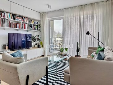 L’agence Immo-Contact vous propose à la vente ce superbe appartement d’environ 45 m² de surface habitable.
L’appartement a été entièrement rénové en 2022 : cuisine, sanitaires, revêtements de sol, portes intérieures… Il offre aujourd’hui un confort moderne dans un cadre soigné et prêt à emménager.

Grâce à son orientation, il bénéficie d’une très belle luminosité naturelle tout au long de la journée.

Il se compose comme suit :

– Hall avec vestiaire
– Salon / salle à manger
– Cuisine équipée ouverte, moderne et fonctionnelle
– Une chambre à coucher avec armoire intégrée
– Salle de douche avec WC et espace buanderie

Une cave privative, un grenier ainsi qu’un garage box complètent ce bien.

La résidence bénéficie d’une situation idéale : à 2 minutes à pied d’une crèche, à proximité immédiate des arrêts de bus, et proche de différents commerces et services. Un emplacement pratique qui facilite le quotidien.

Cet appartement constitue une excellente opportunité, que ce soit pour une première acquisition ou pour un investissement. Un bien moderne, lumineux et idéalement situé, alliant confort et praticité.

Pour plus de renseignements ou pour organiser une visite, contactez-nous au +352 621 75 86 43 ou par email à anastasia.feron@immocontact.lu.

Visites possibles en semaine ainsi que le samedi.

 ---------- 
Immo-Contact Agency is pleased to offer for sale this beautiful apartment of approximately 45 sqm of living space.

The apartment was fully renovated in 2022, including the kitchen, sanitary installations, flooring, and interior doors. It now offers modern comfort in a well-maintained, move-in-ready condition.

Thanks to its orientation, the apartment benefits from excellent natural light throughout the day.

The layout is as follows:

– Entrance hall with wardrobe area
– Living / dining room
– Modern and functional open-plan fully equipped kitchen
– One bedroom with built-in wardrobe
– Shower room with WC and laundry area

A private cellar, an attic space, and a closed garage box complete this property.

The residence enjoys an ideal location: only 2 minutes on foot from a daycare, in close proximity to bus stops, and near various shops and services. A practical setting that makes everyday life easy and convenient.

This apartment represents an excellent opportunity, whether for a first-time purchase or as an investment. A modern, bright, and ideally located property combining comfort and practicality.

For further information or to arrange a viewing, please contact us at +352 621 75 86 43 or by email at anastasia.feron@immocontact.lu.

Viewings are possible during the week as well as on Saturdays.