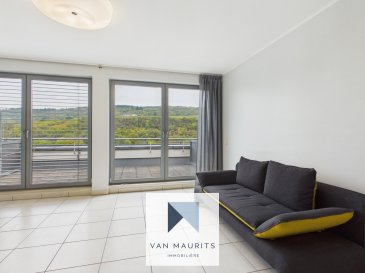 Top-Floor 1 Bedroom Apartment, 54 m² with Spacious Balcony and Indoor Parking

Located on the third and top floor of a residential building in Wasserbillig, this apartment offers a comfortable living environment with a practical layout and a generous balcony.

The apartment features a bright living room of approximately 26 m², providing ample space for both a comfortable seating area and a dining area. The balcony of approximately 15 m² offers an attractive extension of the living space, with plenty of room for outdoor dining and relaxation.

The bedroom measures approximately 12 m², while the bathroom of approximately 7 m² completes the interior accommodation.

Situated on the top floor, the apartment benefits from the advantage of having no neighbours above.

An indoor parking space and access to a communal laundry room add to the convenience of everyday living.

Wasserbillig is particularly appealing for its location at the confluence of the Moselle and Sûre rivers and its excellent connections to Luxembourg City, Trier and the surrounding region. The town offers a railway station, local shops, restaurants and everyday amenities, all within easy reach.

With its generous balcony, top-floor position and indoor parking, this apartment is an attractive option for those seeking a practical home in a well-connected location close to the German border.

Wasserbillig - Appartement de 54 m² avec une chambre, grand balcon et emplacement de parking intérieur au dernier étage

Situé au troisième et dernier étage d'un immeuble résidentiel à Wasserbillig, cet appartement offre un cadre de vie agréable, un agencement fonctionnel et un spacieux balcon.

La pièce de vie lumineuse d'environ 26 m² offre suffisamment d'espace pour aménager un salon confortable ainsi qu'un coin repas convivial. Le grand balcon d'environ 15 m² constitue un véritable prolongement de l'espace de vie et permet de profiter pleinement des beaux jours, que ce soit pour prendre ses repas à l'extérieur ou simplement se détendre.

La chambre dispose d'une superficie d'environ 12 m², tandis qu'une salle de bains d'environ 7 m² complète l'agencement intérieur.

Situé au dernier étage, l'appartement bénéficie également de l'avantage de n'avoir aucun voisin au-dessus.

Un emplacement de parking intérieur ainsi que l'accès à une buanderie commune apportent un confort supplémentaire au quotidien.

Wasserbillig séduit par sa situation privilégiée au confluent de la Moselle et de la Sûre, ainsi que par ses excellentes connexions vers Luxembourg-Ville, Trèves et les localités environnantes. La ville dispose d'une gare ferroviaire, de commerces, de restaurants et de nombreuses commodités facilement accessibles.

Avec son grand balcon, sa situation au dernier étage et son emplacement de parking intérieur, cet appartement représente une belle opportunité pour ceux qui recherchent un logement confortable et fonctionnel, idéalement situé à proximité de la frontière allemande.