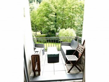 IMMO Nordstrooss vous proposer ce spacieux appartement de +/- 105m² situé à Larochette construit en 2007 dans une résidence bien entretenu.

Celui-ci se compose comme suit :

Un grand hall d'entrée, WC séparé, une cuisine bien équipée ouverte ansi qu'un grand séjour/salle à manger lumineux de +/- 50m2 avec accès au balcon sans vis à vis, deux belles chambres à coucher.

Divers: Une buanderie commune, une cave privative Garage Box et deux emplacements de parking extérieurs complètent le bien.

Informations générales : - Une hauteur sous plafond d'environ 3m; - Double vitrage; - Localisation recherchée L'appartement est situé à quelques pas de la piste cyclable, entouré d'espaces verts et à proximité d'un terrain de jeux. L'accès aux transports en commun est facilité.

Pour plus de renseignements ou une visite veuillez nous contacter au 691 850 805.
Proposition de crédit/financement à taux compétitif d'une banque luxembourgeoise incluse dans nos services gratuit.