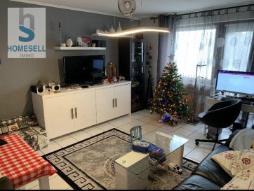 HOMESELL IMMO vous propose en exclusivité un appartement dans une zone calme de Mamer se composant comme suit: <br><br>-  2 chambres à coucher<br>-  Salon de 20,80m²<br>-  Cuisine équipée<br>(cuisine et salon donnant accès sur un balcon de +/- 4m²)<br>-  Salle de douche <br><br>Ce bien dispose aussi d\'une grande cave de 6,60m², d\'une buanderie commune, un grenier commun ainsi que d\'un garage.<br><br>Actuellement l\'appartement est habité par des locataires.<br>Objet intéressant pour investisseurs ! <br><br>Disponibilité: à convenir<br><br>Contactez-nous pour plus de renseignements<br><br>HOMESELL Immo, votre guide de l\'immobilier<br>Tel: 28 11 22 - 1