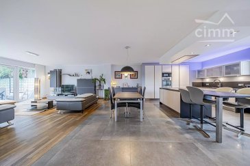 Steinsel

Cimm Immobilier Luxembourg vous propose en exclusivité à la vente cette ravissante maison idéalement située à proximité immédiate des écoles, des transports et des commerces, disposant de 4 grandes chambres (dont une suite parentale), d'un jardin exposé au sud, d'un garage de 4 places, ainsi que 2 emplacements extérieurs. 

Idéale pour les familles à la recherche d'une maison avec de grands espaces proche de Luxembourg-Ville. 

Composée au rez-de-chaussée : grande pièce de vie en open space de 93m² comprenant un espace salon, une salle à manger, une cuisine complétement équipée, wc séparé.

1er étage : hall de nuit, 3 chambres dont une avec dressing privatif, wc séparé, salle de bains avec douche et baignoire.

2e étage : grande pièce de 78m² pouvant accueillir une suite parentale. 

Sous-sol : garage 4 places, chaufferie. 

Equipement technique : châssis PVC triple vitrage avec volets électriques, chauffage condensation gaz. 

Pour toute information complémentaire ou organiser une visite, contactez Cimm Immobilier Luxembourg au +352 26 95 40 03