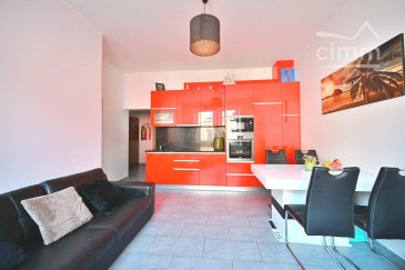 Schifflange 

Idéalement situé dans une rue calme à sens unique, à quelques pas de la gare, Cimm Immobilier Luxembourg vous propose à la vente cet appartement de 2 chambres, à proximité immédiate des commerces, écoles et transports, disposant d'une cave. 

Idéal pour un jeune couple ! 

L'appartement se compose : hall d'entrée, salon / cuisine ouverte, 2 chambres, salle de douche. 

Equipement technique : châssis bois double vitrage avec volets, chauffage central au gaz. 

Charges : 200€ / mois

Possibilité de reprendre le bail en cours pour un garage à 100€ / mois. 

Pour plus de renseignements et/ou visites, veuillez contacter Cimm Immobilier Luxembourg au : (+352)26 95 40 03