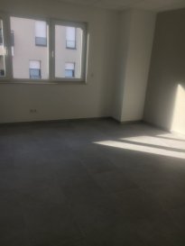 +++ A LOUER +++ BUREAU INDEPANDANT 

- cuisine commune
- fenêtre
- état neuf
- trés calme 
 
idéal pour société 

encore disponibles 11 bureaux , possibilité d'une surface supérieure ou inférieure ...