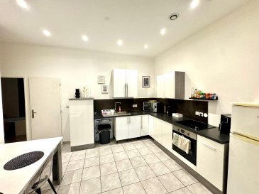 IMMEUBLE DE RAPPORT - MORHANGE : 350 000 EUR FAI .  A VENDRE : Immeuble de rapport propre et entretenu situé au coeur de Morhange, composé de sept appartements, tous loués à des locataires sérieux et à jour de leurs loyers.   Bien en excellent état, aucun travaux à prévoir  Aucune procédure en cours
 Idéal pour investisseur recherchant une rente immédiate, sans risque de vacance locative  Contact : Bernard BLOCH 06.150.144.36