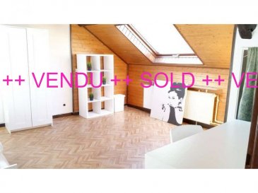 +++ VENDU +++  SOLD +++  VENDU +++ VENDU +++<br><br>Idéalement situé Côte d\'Eich à 2 pas du BOULEVARD ROYAL, du KIRCHBERG et du LIMPERTSBERG, A VENDRE APPARTEMENT 3 CH A RENOVER dans une petite résidence de 3 UNITES SEULEMENT !<br><br>Seul au 2EME et DERNIER ETAGE de la résidence, l\'appartement offre:<br>- 3 CH,<br>- 1 living<br>- 1 cuisine équipée indépendante,<br>- 1 SDB avec WC,<br>- 1 hall d\'entrée,<br>- 1 buanderie privée sur le palier,<br>- 1 cave,<br>- 1 grenier.<br><br>L\'appartement nécessite une véritable rénovation (l\'immeuble étant classé, des subsides pourraient être envisageables). La surface habitable est de 80m² pour une surface au sol de 90m² environ.<br><br>Le potentiel est là :<br>- appartement libre de 3 façades,<br>- orientation Est-Sud-Ouest,<br>- mansardes offrant une ambiance chaleureuse,<br>- couverture du toit refaite à neuf,<br>- nouveaux chiens assis,<br>- dernier étage avec vue verdoyante... <br><br>Ensoleillement garanti !!<br><br>A 5 minutes du :<br>- Centre-ville,<br>- Kirchberg,<br>- Boulevard Royal<br>- Limpertsberg,<br>- Accès autoroutiers A6 et A1,<br>- Gare de Dommeldange.<br><br>A proximité à pied de la Place d\'Argent :<br>- Restaurant, épicerie, supermarchés, Poste,<br>- Stations essences,<br>- Médecins, Pharmacie et Clinique d\'Eich,<br>- Ecoles, Lycées, Université..., Scouts...<br>- Squares verdoyant, parcours pour courir ou se détendre.<br><br>!! AFFAIRE A NE PAS MANQUER !!