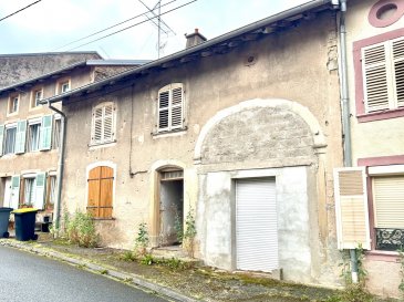 RECHICOURT LE CHATEAU, GRANGE : 15 000 EUR FAI .  A SAISIR  grange et écurie d'environ 160 m2   
 Contact : Bernard BLOCH 06.150.144.36