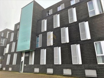 REAL G IMMO vous propose ce bel appartement de  /-100m² composé comme suit :

  - Cuisine équipée,
  - Living / salle à manger,
  - 3 chambres à coucher,
  - 1 salle de bain,
  - 1 salle de douche,
  - Cave et emplacement intérieur.

Charge 260€ inclus : (gaz, eau, assurance)

Idéale pour un couple avec enfant, situé dans une cité très calme à Fousbann et à proximité de toutes commodités tel comme : commerces, écoles et transports publiques.

Pour plus de renseignements ou une visite (visites également possibles le samedi sur rdv), veuillez contacter le 28.66.39.1.

Les prix s'entendent frais d'agence de 3 % TVA 17 % inclus.

Les visites ont repris, et nous sommes heureux de pouvoir à nouveau vous revoir ! Notre équipe sera équipée de gants et de masques afin de vous recevoir ou vous faire visiter nos biens en toute sécurité. 
Ref agence :73244