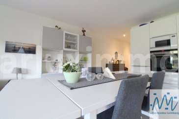 A Itzig, Commune de Hesperange,
''active relocation luxembourg'' vous propose un superbe appartement de 105m² avec trois chambres.

Au rez-de-chaussée d'une petite résidence située au calme.
Cet appartement comprend un hall d'entrée avec vestiaire, un lumineux living avec cuisine équipée et accès vers la grande terrasse et le jardin privatif avec un abris de jardin, 3 chambres (15m²/12m²/13m²) dont une avec placard et accès vers la terrasse, une salle de bain avec baignoire, douche séparée et WC, un WC séparé.

Une cave avec raccordement machine à laver au rez-de-chaussée.
Un emplacement de parking intérieur + un emplacement de parking extérieur complètent ce très beau bien.
Loyer : 2.700 euros
Avances charges : 330 euros
Caution : 5.400€
Part commission d'agence à charge du locataire : 50% d'un mois de loyer + 17% de TVA
Disponibilité: +/- début juin 2025

Si vous pensez vendre ou louer votre bien, 