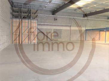 Nous avons le plaisir de vous proposer à la location un dépôt à l\'état brut, idéal pour commerces et bureaux qui nécessitent de grandes surfaces pour stockage<br><br>Situé dans la commune de Stensel, exceptionnellement connecté avec la ville de Luxembourg et le nord du pays, il bénéficie d\'un très bon potentiel tant au niveau largeur que longueur .<br><br>Possibilité de diverses places de parking extérieurs et intérieur ; alentour du magasin il y a la possibilité de se garer gratuitement.<br><br>Détails :<br>- Durée du bail à convenir;<br>- 3 mois de garantie bancaire.<br><br>Frais d\'agence à la charge de la partie Locataire : 1 mois de loyer + 17% TVA. <br><br>Pour plus de renseignement veuillez contacter l\'agence.<br /><br />Wir haben das Vergnügen, Ihnen ein Depot im Rohzustand anzubieten, ideal für Geschäfte und Büros, die große Lagerflächen benötigen<br><br>Das Hotel liegt in der Gemeinde Stensel, außergewöhnlich verbunden mit der Stadt Luxemburg und dem Norden des Landes, es verfügt über ein sehr gutes Potenzial sowohl in der Breite als auch in der Länge.<br><br>Möglichkeit der verschiedenen Parkplätze im Freien und innen; In der Nähe des Ladens gibt es die Möglichkeit, kostenlos zu parken.<br><br>Details:<br>- Zu vereinbarenden Mietvertrag;<br>- 3 Monate Bankgarantie.<br><br>Agenturkosten zu Lasten des Mieterteils: 1 Monat Miete + 17% MwSt. <br><br>Für weitere Informationen wenden Sie sich bitte an die Agentur.<br><br /><br />We are pleased to offer you for rental a raw deposit, ideal for shops and offices that require large areas for storage.<br><br>Located in the municipality of Stensel, exceptionally connected with the city of Luxembourg and the north of the country, it benefits of very good potential both in terms of width and length.<br><br>Possibility of various outdoor and indoor parking spaces; around the store there is the possibility to park for free.<br><br>Details:<br>- Duration of the lease to be agreed;<br>- 3 months bank guarantee.<br><br>Agency fees payable by the Tenant : 1 month\'s rent + 17% VTA.<br><br>For more information, please contact the agency.