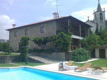Vous cherchez un bien d\'exception où le calme et la tranquillité font bon vivre?<br>Alors vous avez trouvez.<br><br>Situé dans le village de Ajude  -  Povoa de Lenhoso<br>Magnifique maison rustique typique de la région Nord du Portugal entièrement rénovée.<br>Avec 250m2 avec 3 chambres et Piscine, jardin entretenu avec des arbres fruitiers.<br>Cette maison dispose d\'une cuisine équipée, salon/salle à manger avec feux ouvert.<br>Très lumineuse et des bons volumes, vous disposez du Chauffage central.<br>Bien de bon standing avec de très bonnes prestations.<br><br>Vous êtes à 20km de la ville de Braga, 10km du parc naturel du Gerês <br>10minutes de plages fluviales du Rio Cavado e à deux pas des espaces verts.<br>Possibilité de faire une maison rurale avec location de chambres, aussi la possibilité de location à la semaine.    <br>Situé à: Ajude  -  Povoa de Lenhoso<br><br>AVEZ-VOUS DÉJÀ PENSÉ À AVOIR UNE MAISON AU PORTUGAL? <br><br>Sachez que le Portugal offre des conditions attractives pour votre achat, qu\'il soit à titre personnel ou pour investissement. Pas de taxe sur le revenu pendant 10 ans.<br><br>Immo Casa vous propose plus de 500 biens au Portugal des appartements de 75m2, à la Villa de 500m2, dans des endroits très prisés du Portugal. Financements à 90% par une institution financière Portugaise.<br>Du Nord au Sud du Portugal en passant par le Centre et le Littoral, des maisons et appartements dans des villes à l\'intérieur, comme des maisons et appartements au bord de la mer. <br>Quelques villes, Braga, Porto, Coimbra, Nazaré, Figueira da Foz, Campo-Maior, Portalegre, Setúbal(Troia), Lisboa, Cascais, Estoril, Faro, Olhão, Albufeira et beaucoup d\'autres.<br>Vous pouvez nous envoyer votre recherche quelle type de bien et votre budjet et on se fera un plaisir à vous le trouver.<br><br>