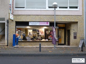 Immocasa vous propose en vente un local commercial avec une surface de 125 m2.
Vous disposez d'une cave et d'une salle de bain avec WC.

Actuellement, un salon de coiffure en activité. Possibilité de continuer l'activité ou autre.

N‘hésitez pas à nous contacter pour plus d‘informations !

Pour d‘autres annonces non présentées sur ce site, visitez www.immocasa.lu

Nous recherchons en permanence pour la vente et pour la location: Des appartements, maisons, terrains à bâtir et projets autorisés pour clientèle existante.
Achat éventuel par notre société. 

Nos estimations sont gratuites.
Ref agence :TC1906451