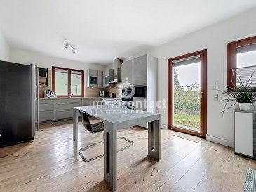 L'Agence Immo-contact vous propose à la vente une superbe maison individuelle construite en 2007, offrant environ 190 m² d’espace habitable, idéalement située à Frisange.

Cette maison séduit par son agencement harmonieux et sa distribution fonctionnelle. Elle dispose d’une suite parentale comprenant une chambre et une salle de bains, de trois autres chambres à coucher ainsi que d’un espace bureau, parfaitement adaptés à une vie de famille.

Sa situation privilégiée, à proximité immédiate des écoles, des crèches, des arrêts de bus et des commerces, en fait un cadre de vie à la fois pratique et agréable au quotidien.

La maison est agencée comme suit :

Rez-de-chaussée :
- Hall d’entrée avec WC séparé
- Cuisine équipée individuelle installée en 2021
- Salon / salle à manger avec accès direct à la terrasse et au jardin, idéals pour profiter des beaux jours
- 1 chambre à coucher
- Salle de bain avec douche, toilettes et fenêtre
- Grand garage pour une voiture
- Dégagement pouvant servir d’espace bureau ou de stockage, donnant accès à l’étage

À l’étage :
- Hall de nuit
- 2 chambres à coucher
- Suite parentale avec chambre et salle de bains comprenant douche, toilettes et fenêtre
- Grenier aménagé en chambre ou bureau, avec salle d’eau à terminer

Deux emplacements de parking extérieurs viennent compléter ce bien.

Maison en très bon état général, offrant un beau potentiel d’aménagement selon vos envies.

À savoir :
- Triple vitrage remplacé en 2022
- Chaudière au gaz remplacée en 2020
- Façade refaite en 2024
- Toiture en excellent état
- Salles de bain rénovées en 2020

Disponibilité à convenir.

Visites possibles en semaine ainsi que le samedi.

Contactez-moi dès maintenant au +352 621 758 643 pour organiser une visite sur place. Nous estimons également vos biens, contactez-nous à l’adresse anastasia.feron@immocontact.lu.

 ---------- 
Immo-contact Agency is offering for sale a superb detached house built in 2007, offering approximately 190 m² of living space, ideally located in Frisange.

This house appeals with its harmonious layout and functional design. It has a master suite comprising a bedroom and bathroom, three other bedrooms and an office area, perfectly suited to family life.

Its privileged location, close to schools, nurseries, bus stops and shops, makes it a practical and pleasant place to live on a daily basis.

The house is laid out as follows:

Ground floor:
- Entrance hall with separate WC
- Separate fitted kitchen installed in 2021
- Living/dining room with direct access to the terrace and garden, ideal for enjoying sunny days
- 1 bedroom
- Bathroom with shower, WC and window
- Large garage for one car
- Hallway that can be used as an office or storage space, leading to the first floor

First floor:
- Landing
- 2 bedrooms
- Master suite with bedroom and bathroom with shower, toilet and window
- Attic converted into a bedroom or office, with shower room to be completed

Two outdoor parking spaces complete this property.

The house is in very good condition overall, offering great potential for conversion according to your wishes.
Please note:
- Triple glazing replaced in 2022
- Gas boiler replaced in 2020
- Facade redone in 2024
- Roof in excellent condition
- Bathrooms renovated in 2020

Availability to be agreed.

Viewings possible on weekdays and Saturdays.

Contact me now on +352 621 758 643 to arrange a viewing. We also value your property, contact us at anastasia.feron@immocontact.lu.