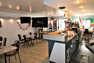 Fond de commerce Bar-tabac-PMU-FDJ entre METZ et NANCY.  Très belle affaire exploitée depuis plus de 26 ans pour ce fond de commerce Bar-tabac-PMU-FDJ. Salle principale de 80 m2, terrasse plein sud de plus de 100 m2 sur l'arriere.
 Nombreuses possibilités de developpement (restauration...). Très grand appartement en duplex au dessus. Loyer a définir sur une base de 1700 euros mensuel. Possibilité d'acquérir les murs.
 Prix de vente défini par comptable suite à d'excellents bilans avec un très fort débit de tabac-FDJ et PMU (categorie platine FDJ). L'EBE pour l'année 2021 est de 101.408 euros  