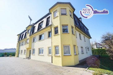 New Keys vous propose cet appartement lumineux de 53 m² environ, idéalement situé au 2e étage d’un immeuble bien entretenu à Dudelange.

Description du bien :

Cet appartement offre des espaces bien agencés et fonctionnels :
* Salle à manger / Cuisine équipée
* Salon avec accès à un balcon
* Chambre à coucher
* Salle d’eau avec douche, WC et espace buanderie (elle dispose d’une fenêtre)

Espaces annexes :
* Cave privative
* Place de parking extérieur privative

Pour plus de renseignements ou pour organiser une visite, contactez-nous au +352 661 434 100 ou par e-mail à l'adresse kdif@newkeys.lu.