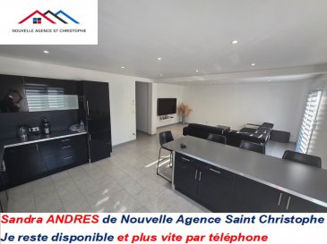 REF/694

Maison individuelle d'environ m² au goût du jour avec jardin .

Contenance parcellaire totale 5,74 ares.

En rez-de-chaussée vous découvrirez une belle entrée spacieuse avec un très grand placard avec 4 portes coulissantes, un WC séparé avec lave-mains, une cuisine équipée ouverte sur salon/séjour avec accès terrasse, une suite parentale (douche et double vasques).

A l'étage un palier desservant 3 grandes chambres, une deuxième salle d'eau avec espace buanderie et WC.

Petit jardin avec terrasse.

Chauffage électrique au sol sur la partie rez-de-chaussée et radiateur à l'étage. Double vitrage PVC avec volets roulants manuels et électrique sur la partie porte vitrée.

Consommation énergétique primaire: D
Consommation énergétique finale: C

Les informations sur les risques auxquels ce bien est exposé sont disponibles sur le site Géorisques

N'hésitez pas à prendre contact auprès de NOUVELLE AGENCE SAINT CHRISTOPHE AU [Coordonnées masquées] ou demandez SANDRA au [Coordonnées masquées], agent immobilier inscrite au RCS de Metz sous le n° 831 288 303