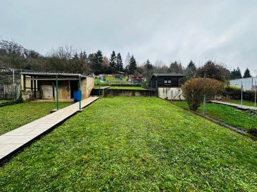 AXHOME IMMO vous propose cette maison d'environ 1/150m² (200m² utiles) comprenant quatre chambres à coucher.

Le bien est situé à Dudelange, dans un quartier calme et proche de toutes les commodités.

La maison se compose comme suit :

Rez-de-chaussée :
- Hall d'entrée
- Local technique
- Cave
- Salle de bains avec douche, baignoire et WC
- Accès au jardin et à la terrasse + accès à un deuxième grand jardin
- Deux garages séparés avec porte électrique

1er étage :
- Hall de nuit
- Cuisine équipée
- Salon / Salle à manger
- Une chambre

2e étage :
- Hall de nuit
- Trois chambres à coucher
- Deuxième cuisine

Les atouts :
- Située dans une rue calme
- Deux garages fermés
- Grand terrain

Des rafraîchissements sont à prévoir.

Plus de photos à venir.

Pour plus d'informations, contactez-nous.
Nous sommes également à votre disposition pour des estimations gratuites :

- Par téléphone : +352 691 911 993 Roberto Alex
- Par email : info@axhome.lu

 ---------- 
AXHOME IMMO bietet Ihnen dieses Haus von ca. 1/150m² (200m² Nutzfläche) mit vier Schlafzimmern an.

Die Immobilie befindet sich in Dudelange, in einer ruhigen Gegend und in der Nähe aller Annehmlichkeiten.

Das Haus setzt sich wie folgt zusammen:

Erdgeschoss :
- Eingangshalle
- Technischer Raum
- Keller
- Badezimmer mit Dusche, Badewanne und WC
- Zugang zum Garten und zur Terrasse + Zugang zu einem zweiten großen Garten.
- Zwei separate Garagen mit elektrischem Tor

1. Stock:
- Vorraum
- Ausgestattete Küche
- Wohn-/Esszimmer
- Ein Schlafzimmer

2. Stockwerk :
- Nachthalle
- Drei Schlafzimmer
- Zweite Küche

Vorteile:
- In einer ruhigen Straße gelegen.
- Zwei geschlossene Garagen
- Großes Grundstück

Auffrischungen sind zu erwarten.

Weitere Fotos folgen.

Für weitere Informationen kontaktieren Sie uns bitte.
Wir stehen Ihnen auch für kostenlose Schätzungen zur Verfügung :

- Per Telefon: +352 691 911 993 Roberto Alex.
- Per E-Mail: info@axhome.lu

 ---------- 
AXHOME IMMO offers this house of approximately 1/150m² (200m² useful) comprising four bedrooms.

The property is located in Dudelange, in a quiet area close to all amenities.

The house is composed as follows:

First floor:
- Entrance hall
- Utility room
- Cellar
- Bathroom with shower, bath and WC
- Access to garden and terrace + access to a second large garden
- Two separate garages with electric doors

1st floor :
- Night hall
- Fitted kitchen
- Living/dining room
- One bedroom

2nd floor :
- Night hall
- Three bedrooms
- Second kitchen

Assets:
- Located in a quiet street
- Two enclosed garages
- Large lot

Refreshments to be provided.

More photos to come.

For further information, please contact us.
We are also available for free estimates:

- By phone: +352 691 911 993 Roberto Alex
- By email: info@axhome.lu

 ---------- 
AXHOME IMMO bitt Iech dëst Haus mat ongeféier 1/150m² (200m² benotzbare Fläch) mat véier Schlofkummeren. D'Immobilie läit zu Dudelange, an enger roueger Noperschaft no bei allen Annehmlichkeeten.

D'Haus ass wéi follegt ageriicht:   Erdgeschoss:   - Entréehall   - Hauswirtschaftszëmmer   - Keller   - Buedzëmmer mat Dusch, Badewanne a WC   - Zougang zum Gaart an d'Terrass + Zougang zu engem zweeten grousse Gaart   - Zwee getrennte Garagen mat elektrescher Dier

Éischt Stack: - Flur - Agebaute Kichen - Wunnzëmmer/Iesszëmmer - Eng Schlofkummer Zweeten Stack: - Flur - Dräi Schlofkummeren - Zweet Kichen Virdeeler: - An enger roueger Strooss geleegt - Zwee zou Garagen - Grousst Grondstéck Renovatioun néideg. Méi Fotoen folgen.

Fir méi Informatiounen, kontaktéiert eis w.e.g. Mir stinn och fir gratis Offeren zur Verfügung: - Per Telefon: +352 691 911 993 Roberto Alex - Per E-Mail: info@axhome.lu