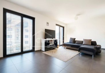 Surface habitable : 61,08 m²
Étage : 2e étage avec ascenseur
Disponible immédiatement
Loyer : 1.700 €
Charges : 290 € 
Garantie locative : 2 mois de loyer 
***Conditions de location :
Revenus mensuels supérieurs à 2,5 fois le loyer
Période d’essai accomplie
Situé dans un immeuble résidentiel récent et bien entretenu, CDBimmo a le plaisir de vous présenter ce charmant appartement 1 chambre qui allie confort moderne, luminosité et fonctionnalité.
***Composition du bien :
•	Hall d’entrée spacieux avec placard intégré, idéal pour le rangement
•	Séjour ouvert et lumineux, offrant un bel espace de vie convivial
•	Cuisine équipée ouverte sur le séjour, fonctionnelle et moderne
•	Grand balcon orienté de manière à profiter pleinement de la lumière naturelle
•	Une chambre à coucher agréable et calme
•	Salle de bain avec WC, aménagée avec soin
•	WC séparé pour plus de confort au quotidien
•	Cave privative au sous-sol, pratique pour le stockage
•	Box fermé sécurisé pour votre véhicule
•	Jardin privatif parfait pour se détendre aux beaux jours et pour jardiner
***Points forts :
Appartement récent en excellent état
Agencement optimisé sans perte d’espace
Luminosité traversante grâce aux grandes baies vitrées
Résidence calme et bien située
Accès direct par ascenseur depuis le garage
***Localisation :
L’appartement bénéficie d’un emplacement idéal au cœur de Schifflange, à proximité immédiate de toutes commodités :
•	Crèches, écoles et aires de jeux pour enfants
•	Restaurants, cafés et commerces de proximité
•	Accès rapide aux transports en commun (bus et gare)
•	Bonne connexion routière vers Esch-sur-Alzette, Luxembourg-Ville et les axes autoroutiers
***Intéressé(e) ?
Contactez-nous sans plus attendre au (+352) 661 81 03 27 ou au 28 80 28 80 pour organiser une visite.
***Contactez-nous dès maintenant :
cdbimmo@cdbgest.lu
+352 28 80 28 80
***Vous vendez ou louez un bien ?
Confiez votre projet à CDBgest, votre partenaire de confiance :
•	Estimation personnalisée et gratuite
•	Expertise locale reconnue
•	Membre de la Chambre Immobilière et de la Chambre de Commerce du Luxembourg
Consultez toutes nos offres sur : www.cdbimmo.lu
For Rent in Schifflange – Bright apartment with balcony, private garden, cellar and closed garage box
Living area: 61.08 m²
Floor: 2nd (with lift)
Available immediately
Rent: €1,700
Charges: €290
Security deposit: 2 months’ rent
***Rental conditions:
•	Monthly income at least 2.5 times the rent
•	Trial period completed
Located in a recent, well-maintained residential building, CDBimmo is pleased to present this charming 1-bedroom apartment combining modern comfort, natural light and functionality.
***Layout:
•	Spacious entrance hall with built-in wardrobe, ideal for storage
•	Bright open-plan living room, offering a welcoming living space
•	Fully equipped kitchen, open to the living area
•	Large balcony to enjoy natural daylight
•	One comfortable and quiet bedroom
•	Bathroom with WC, carefully fitted out
•	Separate guest WC for convenience
•	Private cellar in the basement for storage
•	Closed garage box, secure for your vehicle
•	Private garden, perfect for relaxing outdoors or gardening
***Highlights:
âœ… Recent apartment in excellent condition
âœ… Optimized layout with no wasted space
âœ… Double exposure providing plenty of natural light
âœ… Quiet, well-maintained residence
âœ… Direct access to the garage by lift
***Location:
Ideally situated in the heart of Schifflange, close to all amenities:
•	Nurseries, schools and playgrounds
•	Restaurants, cafés and local shops
•	Easy access to public transport (bus and train)
•	Convenient road connections to Esch-sur-Alzette, Luxembourg City and major motorways
***Interested?
Contact us today to arrange a viewing:
cdbimmo@cdbgest.lu
 +352 661 81 03 27
+352 28 80 28 80

Selling or letting your property?
Trust CDBgest, your reliable partner:
•	Free, personalised valuation
•	Recognised local expertise
•	Member of the Luxembourg Real Estate Chamber and Chamber of Commerce
Discover all our offers on: www.cdbimmo.lu
