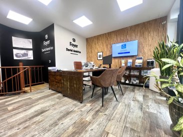 MANSO IMMO vous propose à la location magnifique local commercial meublé situé à DUDELANGE.

Ce local commercial ambiance cosy d'une surface de ± 75 m² est idéalement situé dans la Rue Lentz, en face d'un parking de la ville et toutes autres commodités.

Situé au rez-de-chaussée et reparti sur deux niveaux  avec une très grande visibilité du à sa façade vitrée, le local se décompose comme suit :

- un bureau de ± 38 m² (étage supérieur)
- un WC 
- un local de stockage ou d'autres bureaux supplémentaires (niveau inférieur)

Le local est dans un excellent état et loué meublé avec des meubles de haut standing. Avec deux écrans publicitaires, multiples chaises, multiples bureaux......

Détails complémentaires : le prix de la location comprends TOUTES charges, la partie galerie de la résidence est fermée et sécurisée pendant les heures de fermeture.

N'hésitez pas à nous contacter pour tout renseignement supplémentaire. Renseignements financiers uniquement à l'agence ou sur place avec Telmo MATOS.

Toutes les indications sont basées exclusivement sur les informations mises à notre disposition par nos clients. Nous n'assumons aucune garantie quant à l'exactitude et l'actualité de ces indications.

Pour plus d'informations, photos ou convenir d'un rendez-vous, vous pouvez nous contacter au :
352 24 51 33 79 info@mansoimmo.lu


MANSO IMMO bietet Ihnen ein wunderschönes, möbliertes Geschäftslokal in DUDELANGE zur Miete an.

Dieses gemütliche Geschäftslokal mit einer Fläche von ± 75 m² ist ideal gelegen in der Rue Lentz, gegenüber einem Parkplatz der Stadt und allen anderen Annehmlichkeiten.

Das Lokal befindet sich im Erdgeschoss und verteilt sich auf zwei Ebenen mit einer sehr guten Sichtbarkeit aufgrund seiner Glasfassade:

- ein Büro von ± 38 m² (Obergeschoss)
- eine Toilette 
- ein Lagerraum oder zusätzliche Büroräume (untere Ebene)

Das Lokal ist in einem ausgezeichneten Zustand und wird möbliert mit hochwertigen Möbeln vermietet. Mit zwei Werbebildschirmen, mehreren Stühlen, mehreren Schreibtischen......

Zusätzliche Informationen: Der Mietpreis beinhaltet ALLE Nebenkosten, der Galerieteil des Wohnheims ist während der Schließungszeiten geschlossen und gesichert.

Zögern Sie nicht, uns für weitere Informationen zu kontaktieren. Finanzauskünfte nur in der Agentur oder vor Ort bei Telmo MATOS.

Alle Angaben beruhen ausschließlich auf den Informationen, die uns von unseren Kunden zur Verfügung gestellt wurden. Wir übernehmen keine Gewähr für die Richtigkeit und Aktualität dieser Angaben.

Für weitere Informationen, Fotos oder um einen Termin zu vereinbaren, können Sie uns unter :
352 24 51 33 79 info@mansoimmo.lu


MANSO IMMO offers you magnificent furnished commercial premises for rent in DUDELANGE.

This cosy commercial premises with a surface area of ± 75 m² is ideally located in Rue Lentz, opposite a city parking lot and all other amenities.

Situated on the first floor and spread over two levels, with excellent visibility thanks to its glass frontage, the premises are divided as follows:

- a ± 38 m² office (upper floor)
- a WC 
- storage or additional office space (lower level)

The premises are in excellent condition and rented furnished to a high standard. With two advertising screens, multiple chairs, multiple desks......

Additional details: the rental price includes ALL charges, the gallery part of the residence is closed and secured during closing hours.

Please do not hesitate to contact us for further information. Financial information only at the agency or on site with Telmo MATOS.

All information is based exclusively on information provided by our customers. We accept no liability for the accuracy or up-to-dateness of the information provided.

For further information, photos or to arrange an appointment, please contact us on :
352 24 51 33 79 info@mansoimmo.lu