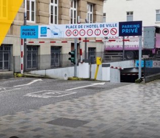 Nous vous invitons à contacter:
Moura Jemp
Tèl: +352621216646

Les surfaces et superficies sont indicatives