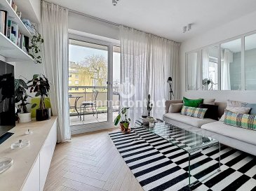 L’agence Immo-Contact vous propose à la vente ce superbe appartement d’environ 45 m² de surface habitable.
L’appartement a été entièrement rénové en 2022 : cuisine, sanitaires, revêtements de sol, portes intérieures… Il offre aujourd’hui un confort moderne dans un cadre soigné et prêt à emménager.

Grâce à son orientation, il bénéficie d’une très belle luminosité naturelle tout au long de la journée.

Il se compose comme suit :

– Hall avec vestiaire
– Salon / salle à manger
– Cuisine équipée ouverte, moderne et fonctionnelle
– Une chambre à coucher avec armoire intégrée
– Salle de douche avec WC et espace buanderie

Une cave privative, un grenier ainsi qu’un garage box complètent ce bien.

La résidence bénéficie d’une situation idéale : à 2 minutes à pied d’une crèche, à proximité immédiate des arrêts de bus, et proche de différents commerces et services. Un emplacement pratique qui facilite le quotidien.

Cet appartement constitue une excellente opportunité, que ce soit pour une première acquisition ou pour un investissement. Un bien moderne, lumineux et idéalement situé, alliant confort et praticité.

Pour plus de renseignements ou pour organiser une visite, contactez-nous au +352 621 75 86 43 ou par email à anastasia.feron@immocontact.lu.

Visites possibles en semaine ainsi que le samedi.

 ---------- 
Immo-Contact Agency is pleased to offer for sale this beautiful apartment of approximately 45 sqm of living space.

The apartment was fully renovated in 2022, including the kitchen, sanitary installations, flooring, and interior doors. It now offers modern comfort in a well-maintained, move-in-ready condition.

Thanks to its orientation, the apartment benefits from excellent natural light throughout the day.

The layout is as follows:

– Entrance hall with wardrobe area
– Living / dining room
– Modern and functional open-plan fully equipped kitchen
– One bedroom with built-in wardrobe
– Shower room with WC and laundry area

A private cellar, an attic space, and a closed garage box complete this property.

The residence enjoys an ideal location: only 2 minutes on foot from a daycare, in close proximity to bus stops, and near various shops and services. A practical setting that makes everyday life easy and convenient.

This apartment represents an excellent opportunity, whether for a first-time purchase or as an investment. A modern, bright, and ideally located property combining comfort and practicality.

For further information or to arrange a viewing, please contact us at +352 621 75 86 43 or by email at anastasia.feron@immocontact.lu.

Viewings are possible during the week as well as on Saturdays.